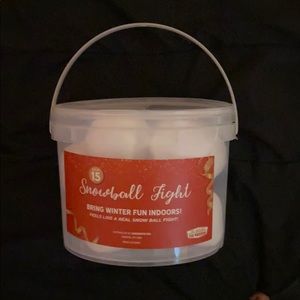 Indoor snowball kit